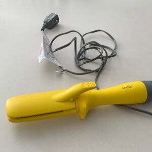 Drybar Straightshot hairdryer and straightener in one tool